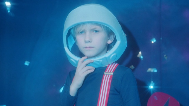 Video Reference N0: blue, product, fun, underwater, cool, girl, electric blue, computer wallpaper, space, Person