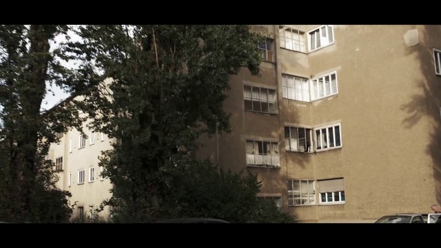 Video Reference N1: Property, Neighbourhood, Apartment, Building, Architecture, Residential area, House, Tree, Facade, Town