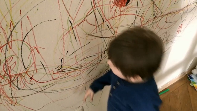 Video Reference N1: child, design, girl, toddler, play, drawing, fun