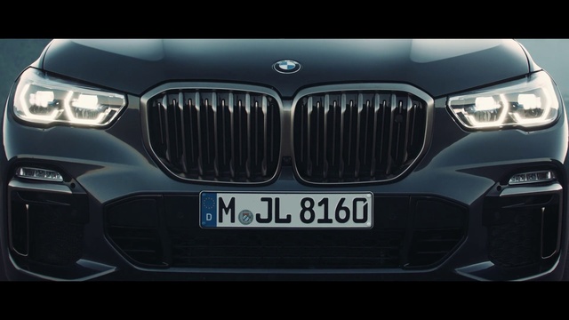 Video Reference N12: Land vehicle, Vehicle, Car, Luxury vehicle, Automotive design, Personal luxury car, Bmw, Grille, Executive car, Performance car