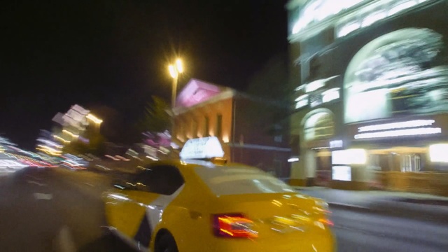 Video Reference N0: taxi, speed, car, street
