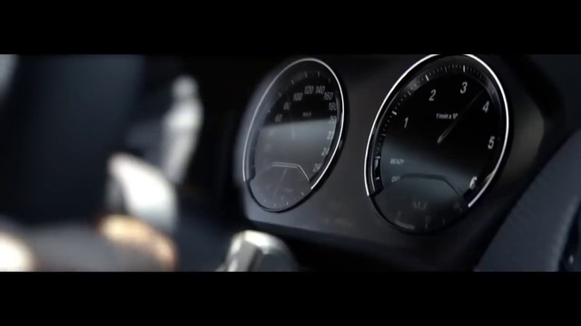Video Reference N12: Automotive lighting, Vehicle, Steering part, Steering wheel, Car, Motor vehicle, Rim, Personal luxury car, Speedometer, Tints and shades