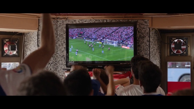 Video Reference N0: World, Fan, Flat panel display, Gadget, Television set, Player, Soccer, Sports, Ball game, Display device