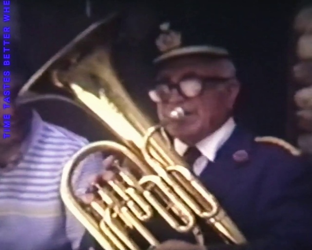Video Reference N1: Glasses, Musical instrument, Music, Brass instrument, Music artist, Wind instrument, Entertainment, Hat, Tuba, Musician