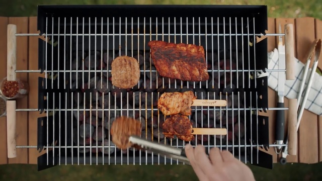 Video Reference N1: Food, Recipe, Wood, Cuisine, Ingredient, Cooking, Grilling, Outdoor grill rack & topper, Gas, Outdoor grill