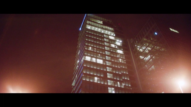 Video Reference N1: Building, Skyscraper, Window, Tower, Sky, World, Tower block, Condominium, City, Tints and shades