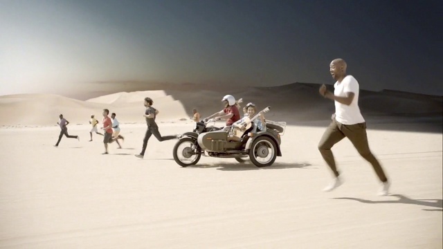 Video Reference N2: Wheel, Tire, Sky, Vehicle, Automotive tire, Motor vehicle, Automotive design, Erg, Travel, Fender