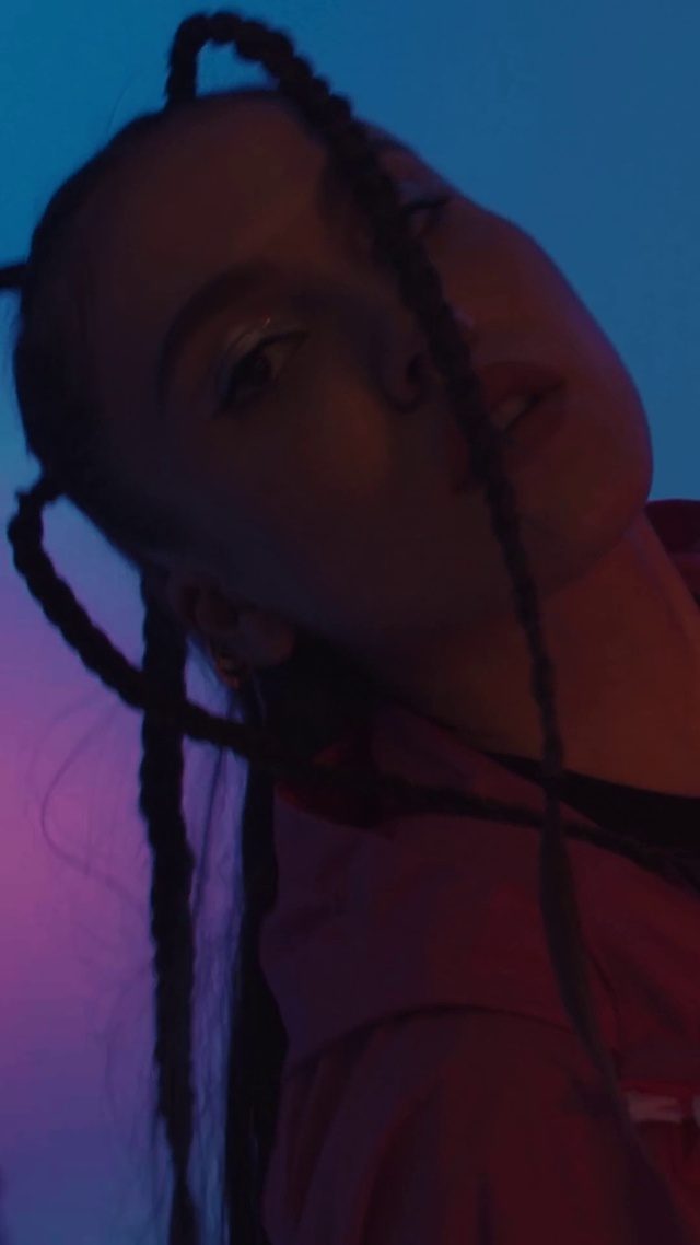 Video Reference N3: Lip, Sky, Eyebrow, Flash photography, Atmospheric phenomenon, Headgear, Dusk, Happy, Electric blue, Fun