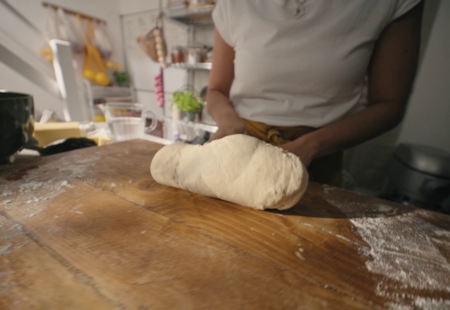 Video Reference N0: Food, Table, All-purpose flour, Ingredient, Wood, Recipe, Flooring, Cuisine, Masa, Cutting board