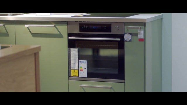 Video Reference N1: Building, Fixture, Gas, Machine, Automated teller machine, Glass, Freezer, Door, Transparency, Room