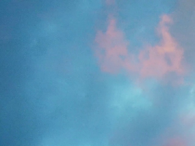 Video Reference N6: Cloud, Sky, Blue, Azure, Cumulus, Tints and shades, Horizon, Electric blue, Pattern, Magenta
