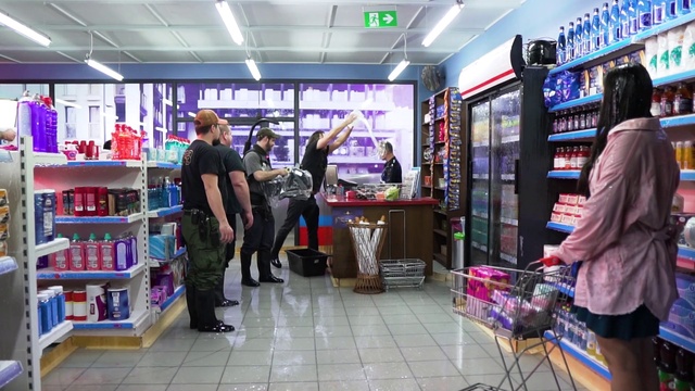 Video Reference N3: Shoe, Product, Shelf, Selling, Customer, Shopping, Publication, Retail, Bag, Luggage and bags