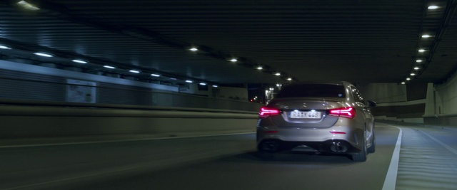 Video Reference N7: Car, Vehicle, Wheel, Vehicle registration plate, Automotive lighting, Tire, Automotive tail & brake light, Automotive design, Automotive exterior, Asphalt