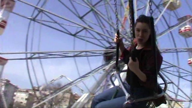 Video Reference N14: Sky, Leisure, Rim, Recreation, Fun, Event, Automotive wheel system, Amusement ride, Ferris wheel, Electric blue