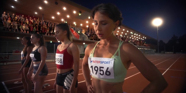 Video Reference N9: Sports uniform, Street light, Shorts, Muscle, Sports bra, Brassiere, Track and field athletics, Vest, Thigh, Underpants