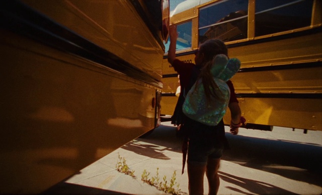 Video Reference N4: Wood, Lighting, Shade, Tints and shades, Leisure, Human leg, Roof, Flooring, Shadow, Fun