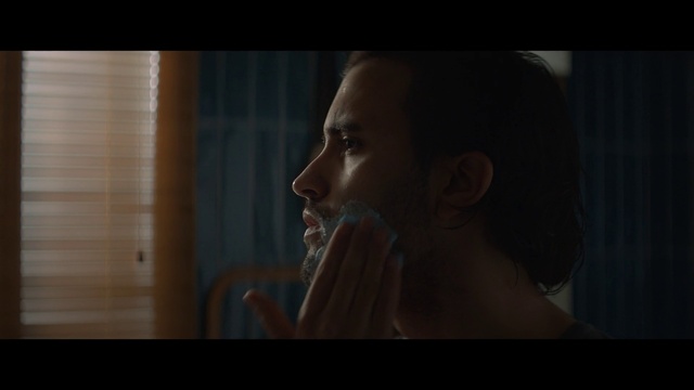 Video Reference N1: Nose, Lip, Eyebrow, Eyelash, Flash photography, Jaw, Ear, Gesture, Beard, Darkness