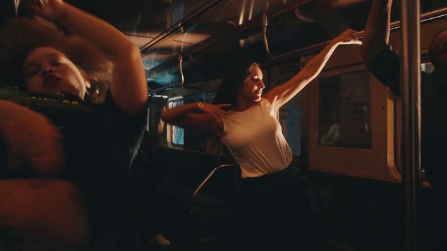 Video Reference N14: Flash photography, Chest, Vest, Elbow, Entertainment, Shorts, Performing arts, Fun, Event, Abdomen