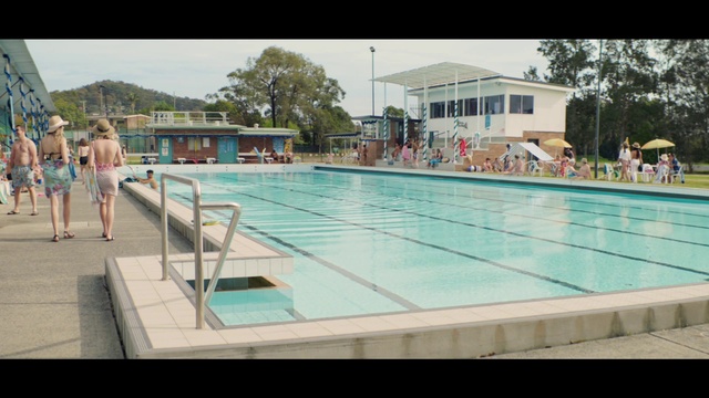 Video Reference N0: Water, Swimming pool, Building, Rectangle, Sky, Leisure, Tree, Recreation, Composite material, Swimwear