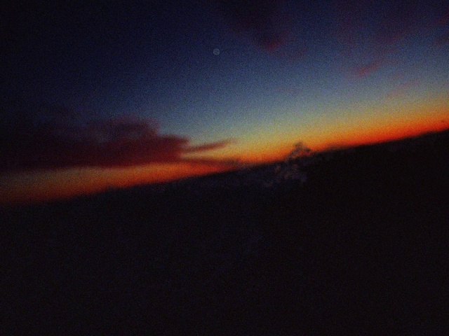 Video Reference N7: Sky, Atmosphere, Cloud, Afterglow, Dusk, Astronomical object, Red sky at morning, Horizon, Science, Sunrise