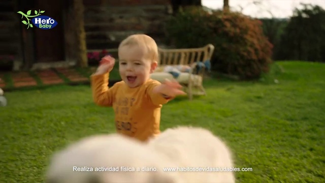 Video Reference N2: Plant, Smile, Happy, People in nature, Grass, Baby, Toddler, Leisure, Baby & toddler clothing, Lawn