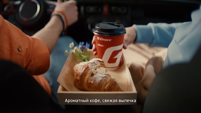 Video Reference N2: Hand, Food, Ingredient, Finger, Drink, Recipe, Nail, Cuisine, Dish, Finger food