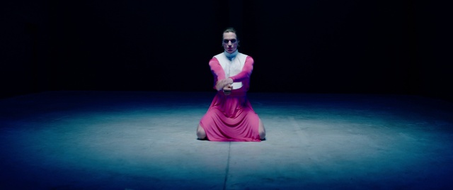 Video Reference N4: Arm, Purple, Entertainment, Performing arts, Art, Choreography, Electric blue, Magenta, Event, Kneeling