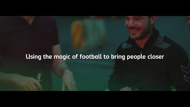 Video Reference N2: Smile, Jaw, Sleeve, Gesture, Font, Flash photography, Display device, Beard, Event, Fun