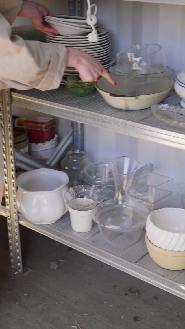 Video Reference N0: White, Dishware, Drinkware, Tableware, Serveware, Kitchen, Cup, Mixing bowl, Porcelain, Gas