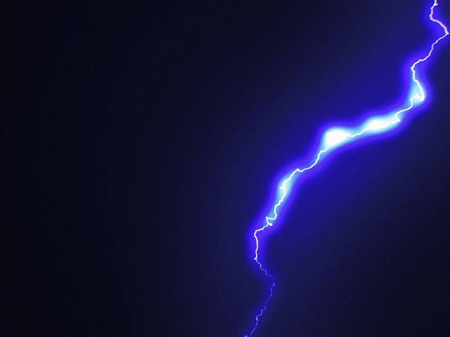 Video Reference N10: Sky, Thunderstorm, Thunder, Purple, Electricity, Water, Cloud, Violet, Automotive lighting, Gas