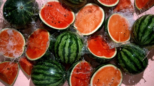 Video Reference N4: Food, Plant, Citrullus, Green, Watermelon, Ingredient, Fruit, Natural foods, Orange, Melon