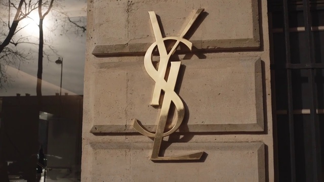 Video Reference N3: Wood, Grey, Street light, Cross, Wall, Gas, Tints and shades, Font, Symbol, Facade