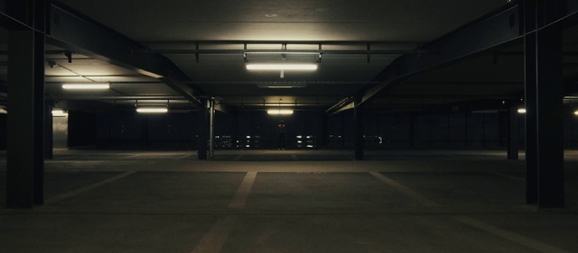 Video Reference N1: Electricity, Parking, Tints and shades, Midnight, Automotive lighting, Road, Symmetry, City, Ceiling, Asphalt