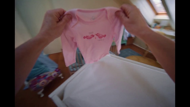 Video Reference N2: Active tank, Shorts, Sleeve, Textile, Baby & toddler clothing, Finger, Pink, Sportswear, Sleeveless shirt, Magenta
