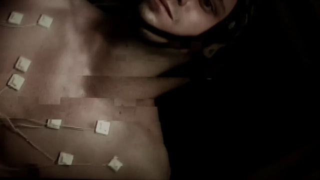 Video Reference N0: Hand, Flash photography, Sleeve, Eyelash, Gesture, Elbow, Finger, Tints and shades, Chest, Waist
