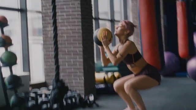 Video Reference N2: Basketball, Knee, Brassiere, Ball, Net sports, Sports uniform, Thigh, Sportswear, Sports equipment, Swimwear
