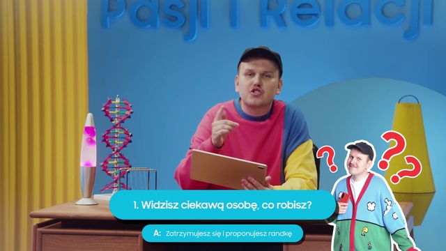 Video Reference N2: World, Font, Laptop, Entertainment, T-shirt, Event, Speech, Fun, Public speaking, Recreation