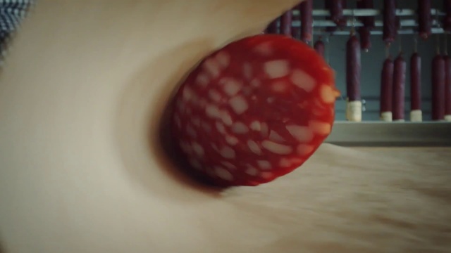 Video Reference N1: Wood, Dish, Cuisine, Circle, Glass, Natural material, Ingredient, Peach, Pattern, Fashion accessory
