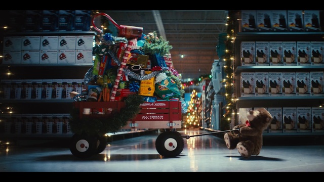 Video Reference N3: Wheel, Tire, Vehicle, Event, Working animal, Building, Fun, Holiday, Motor vehicle, Public event