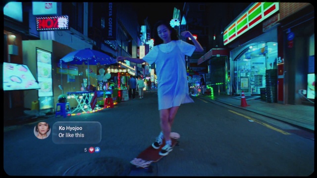 Video Reference N24: Entertainment, Electric blue, Midnight, Street fashion, Leisure, Technology, Fun, Recreation, Event, City