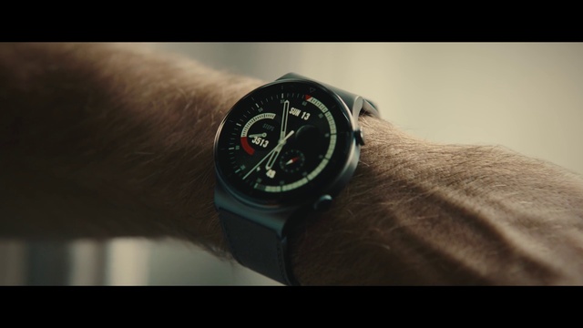 Video Reference N5: Watch, Hand, Analog watch, Arm, Clock, Watch accessory, Wrist, Jewellery, Font, Everyday carry