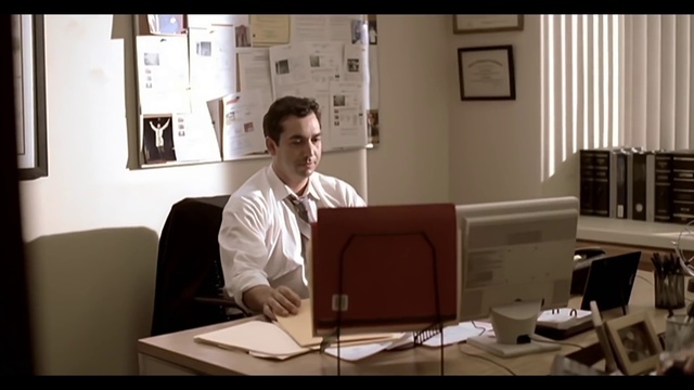 Video Reference N3: Computer, Personal computer, Picture frame, Table, Furniture, Peripheral, Desk, Computer desk, Output device, Computer monitor