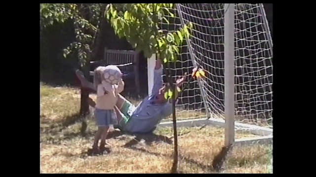Video Reference N0: Swing, Mesh, Hammock, Leisure, Grass, Plant, Toy, Recreation, Fun, Outdoor play equipment