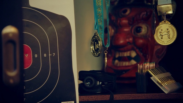 Video Reference N0: Wood, Art, Font, Games, Space, Audio equipment, Visual arts, Recreation, Machine, Room