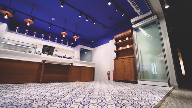 Video Reference N1: Property, Architecture, Interior design, Flooring, Floor, Ceiling, Entertainment, House, Electric blue, Event