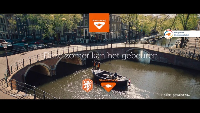Video Reference N1: Water, Motor vehicle, Watercraft, Boat, Vehicle, Tree, Asphalt, Mode of transport, Boats and boating--Equipment and supplies, Urban design