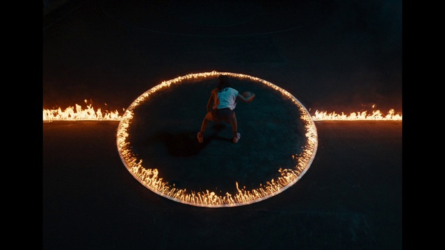 Video Reference N1: Heat, Circle, People in nature, Entertainment, Event, Gas, Font, Darkness, Flash photography, Symmetry