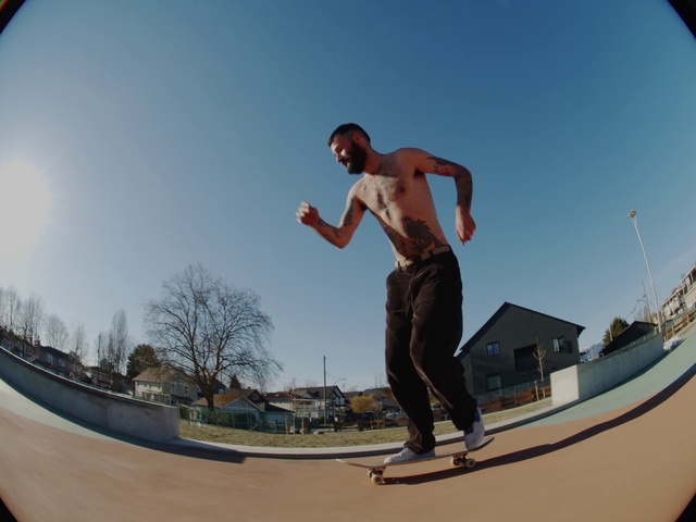 Video Reference N7: Sky, Sports equipment, Flash photography, Rolling, Skatepark, Kickflip, Tree, Skateboarder, Recreation, Leisure