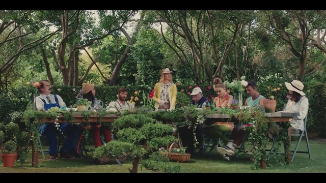 Video Reference N3: Plant, Natural landscape, Tree, Terrestrial plant, Biome, Leisure, Hat, Table, Adaptation, Art