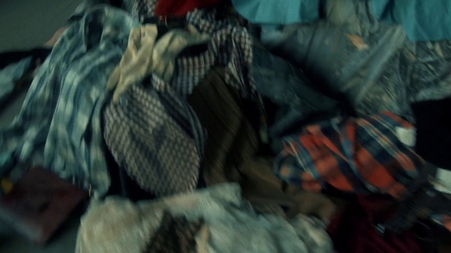 Video Reference N4: Grey, Tints and shades, Pattern, Comfort, Electric blue, Denim, Human leg, Darkness, Linens, Sitting